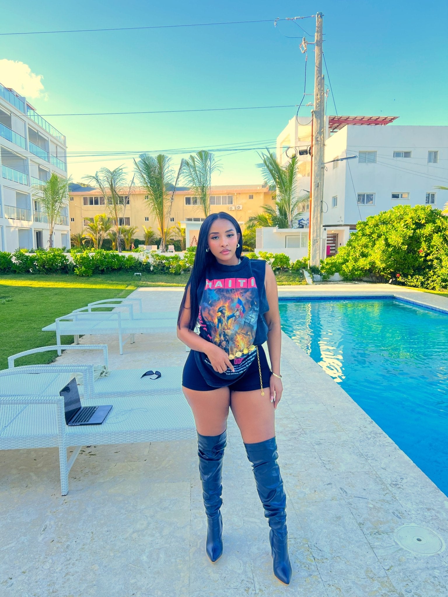 01 - Koupé Tèt, Boulé Kay — Sleeveless Vintage Tee (Black) - Haitianbuy